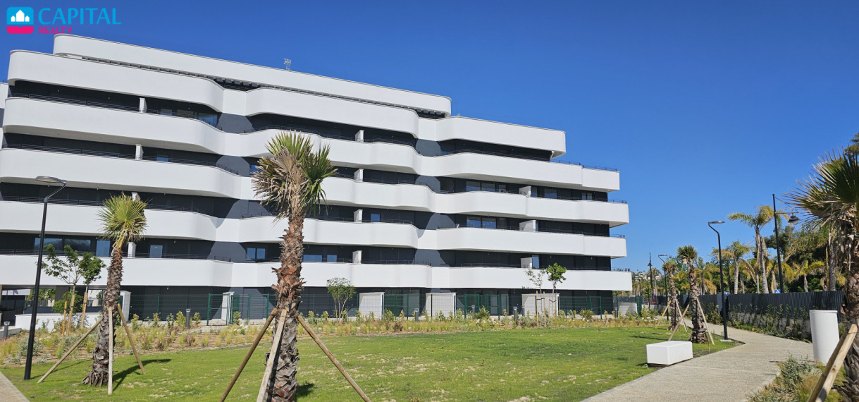 Parduodamas namas Paseo de Maritimo Torremolinos 20R , 183.00 kv.m ploto,  aukštai 15