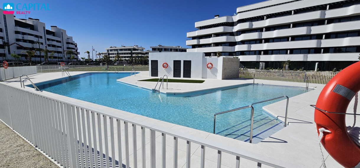 Parduodamas namas Paseo de Maritimo Torremolinos 20R , 183.00 kv.m ploto,  aukštai 16