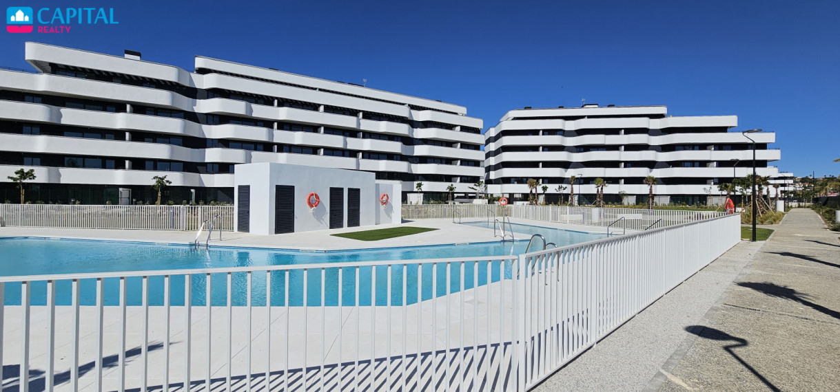 Parduodamas namas Paseo de Maritimo Torremolinos 20R , 183.00 kv.m ploto,  aukštai 17