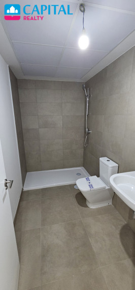 Parduodamas namas Paseo de Maritimo Torremolinos 20R , 183.00 kv.m ploto,  aukštai 37