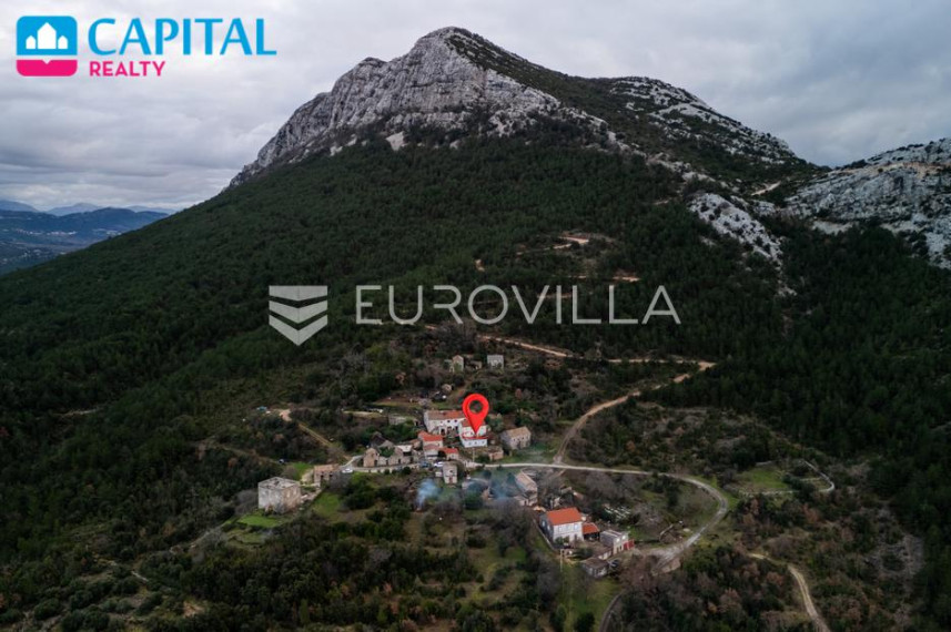 Parduodamas namas Ruskovići 2 , 272.00 kv.m ploto, 255 aukštai 9