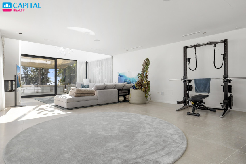 Parduodamas namas Calle Paris 9 , 407.00 kv.m ploto,  Floors 8
