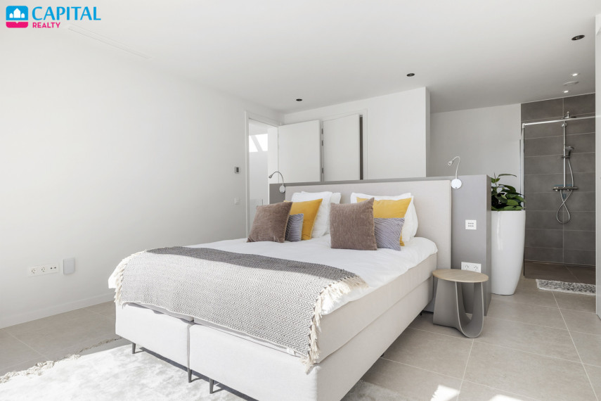 Parduodamas namas Calle Paris 9 , 407.00 kv.m ploto,  Floors 24
