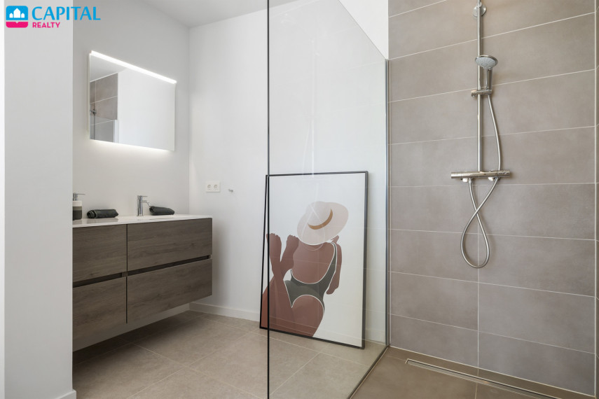 Parduodamas namas Calle Paris 9 , 407.00 kv.m ploto,  Floors 25