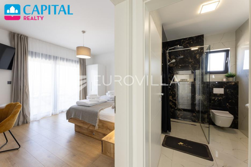 Parduodamas namas Rudina Biskupa Josipa Arnerica 5 , 311.56 kv.m ploto, 3 aukštai 23