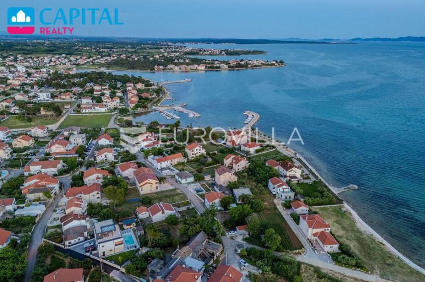 Parduodamas namas Put Punte 1 , 412.80 kv.m ploto, 3 aukštai 18