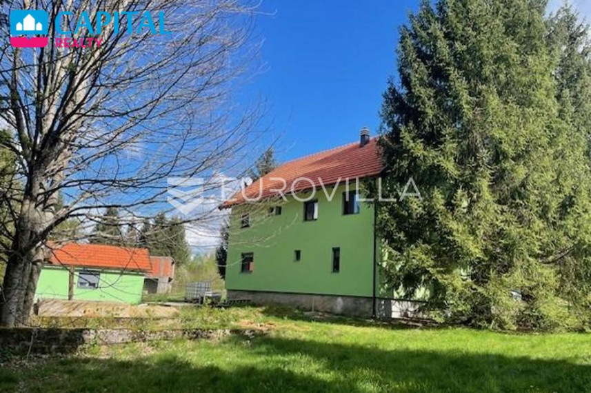 Parduodamas namas 260.00 kv.m ploto, 3 aukštai 3