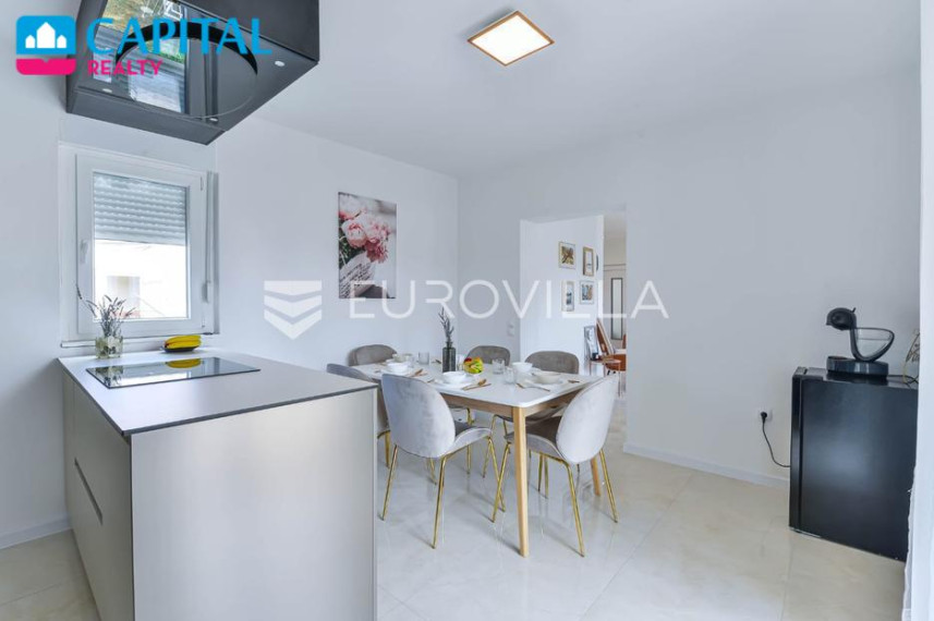 Parduodamas namas Ulica Majstora Radovana 7 , 378.42 kv.m ploto, 1 aukštai 6
