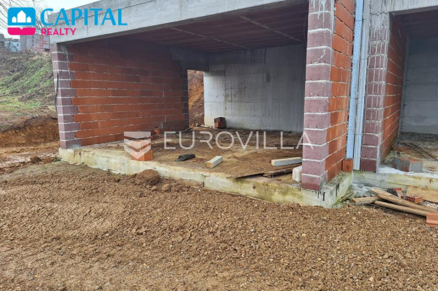 Parduodamas namas Trg Svetog Jurja 10 , 220.00 kv.m ploto, 2 aukštai 2