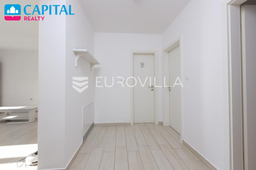 Parduodamas butas Tomasići ulica 37 , 82.13 kv.m ploto, 2 kambariai 8