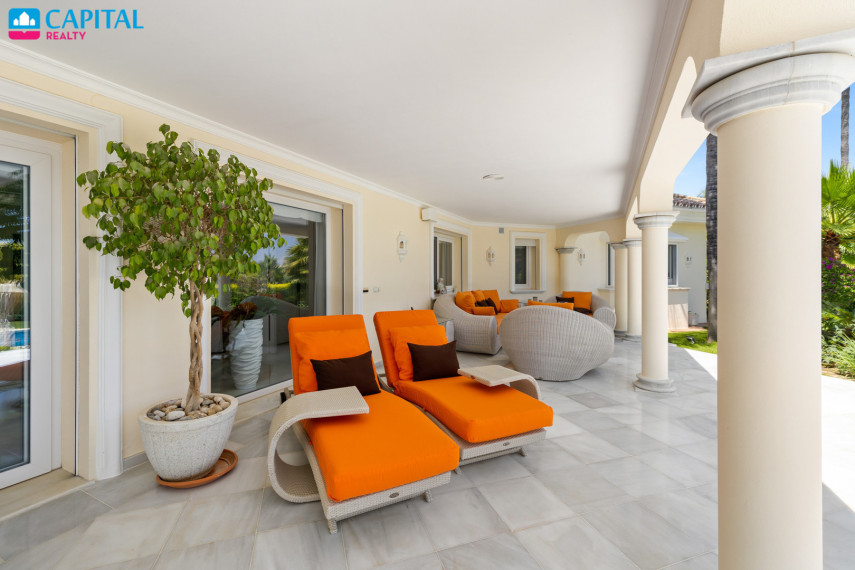 Parduodamas namas Urbanizacion N Andalucia 2G 54B , 890.00 kv.m ploto,  Floors 40