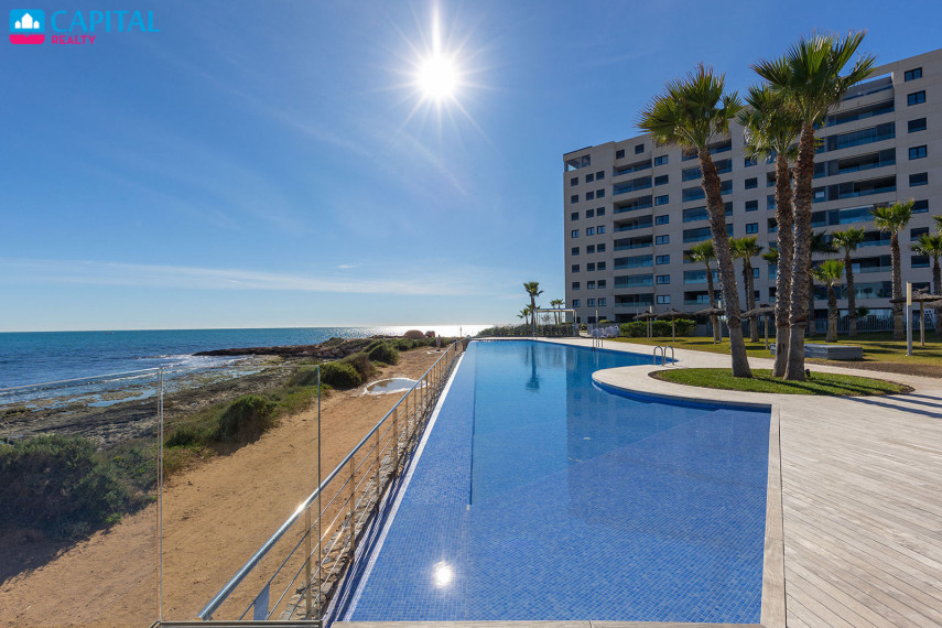 Parduodamas butas Calle del Tornado 1 , 122.00 kv.m ploto, 2 kambariai 32