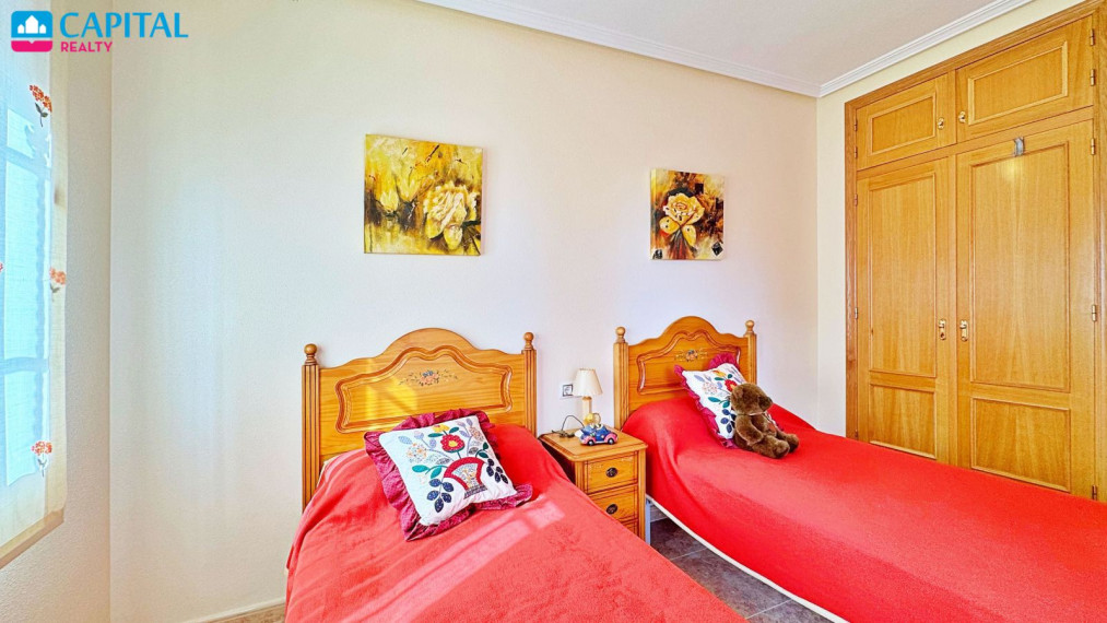 Parduodamas namas Calle Comino 6C , 98.00 kv.m ploto,  aukštai 25