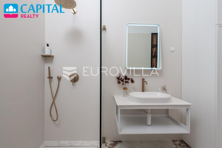 Parduodamas butas Ulica Maršala Tita 128 , 73.05 kv.m ploto, 1 kambariai 12
