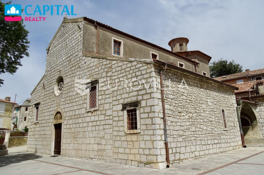 Parduodamas butas Medermuniće 21a , 54.00 kv.m ploto, 2 kambariai 18