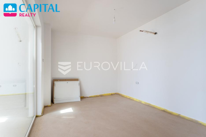 Parduodamas butas prilaz tvornici 19 , 138.97 kv.m ploto, 4 kambariai 7