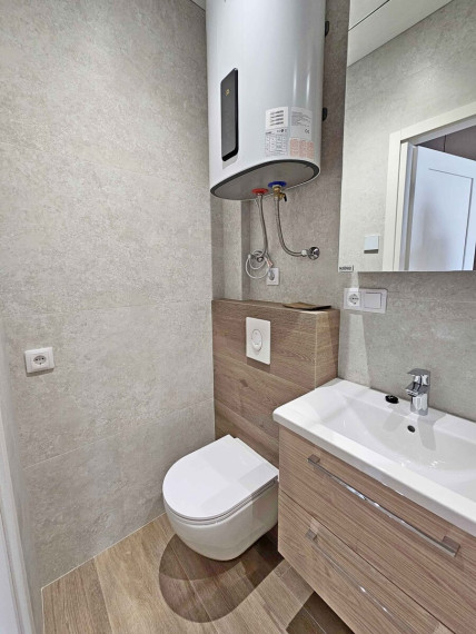 Nuomojamas butas Kalvarijų g., Žirmūnai, Vilniaus m., Vilniaus m. sav., 22 m2 ploto, 1 kambariai 4