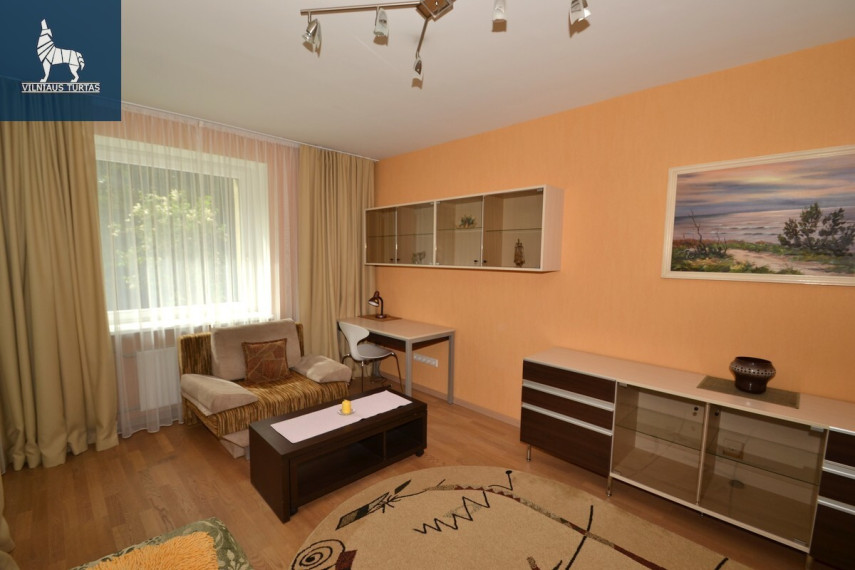 Nuomojamas butas Žaliųjų Ežerų g., Santariškės, Vilniaus m., Vilniaus m. sav., 36 m2 ploto, 1 kambariai 4