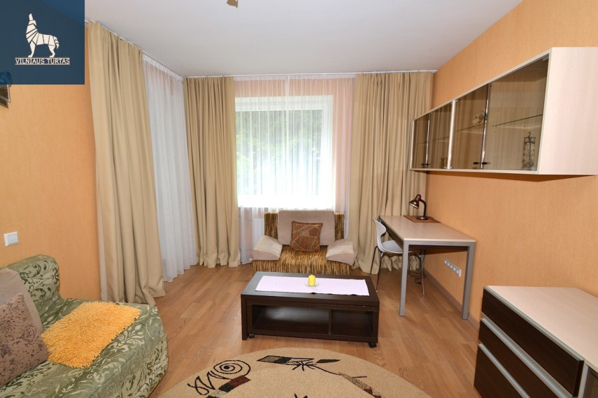 Nuomojamas butas Žaliųjų Ežerų g., Santariškės, Vilniaus m., Vilniaus m. sav., 36 m2 ploto, 1 kambariai 5