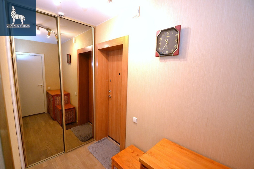 Nuomojamas butas Žaliųjų Ežerų g., Santariškės, Vilniaus m., Vilniaus m. sav., 36 m2 ploto, 1 kambariai 13