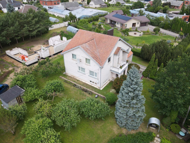 Parduodamas namas Draustinio g., Ginkūnų k., Šiaulių r. sav., 391.06 m² ploto 7 kambariai 54