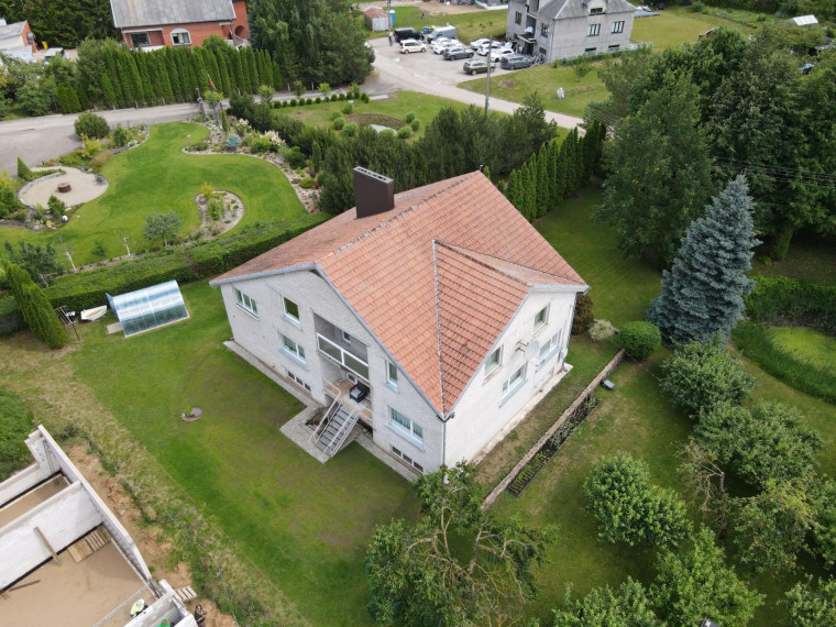 Parduodamas namas Draustinio g., Ginkūnų k., Šiaulių r. sav., 391.06 m² ploto 7 kambariai 58