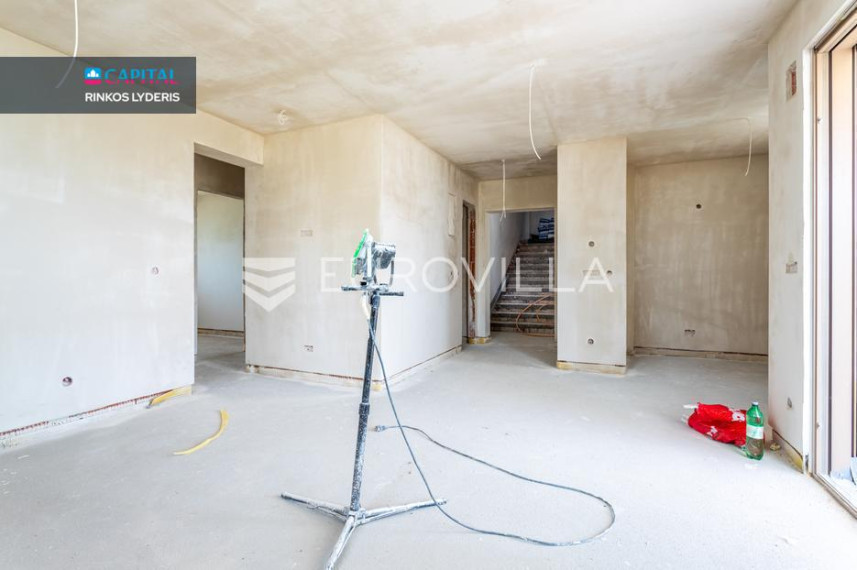 Parduodamas butas Žirjanska ulica 84 , 92.56 kv.m ploto, 3 kambariai 4
