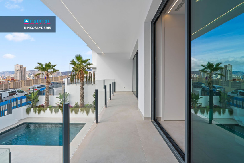 Parduodamas namas Calle Munich 14 , 503.00 kv.m ploto,  Floors 6