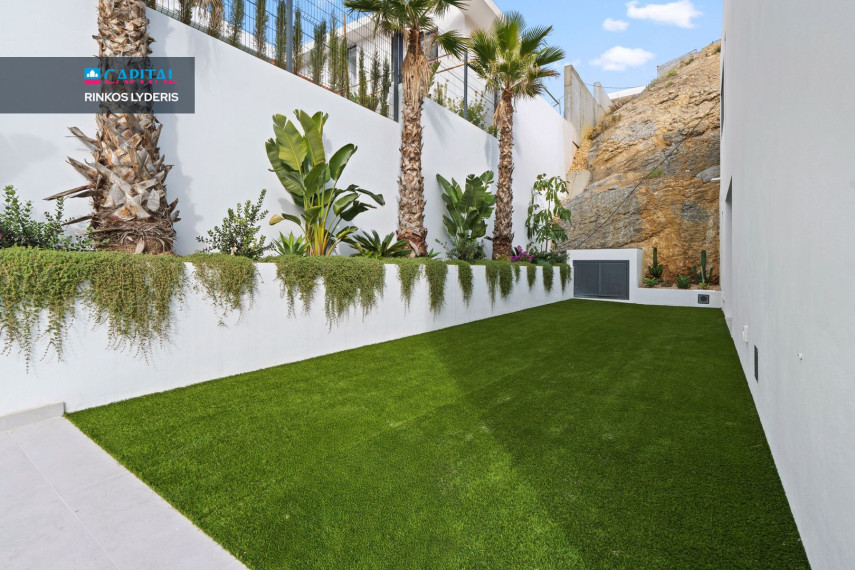 Parduodamas namas Calle Munich 14 , 503.00 kv.m ploto,  Floors 10