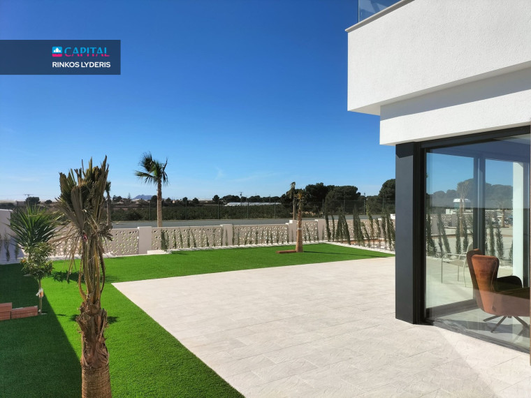 Parduodamas namas Avenida Severiano Ballesteros , 205.00 kv.m ploto,  Floors 7