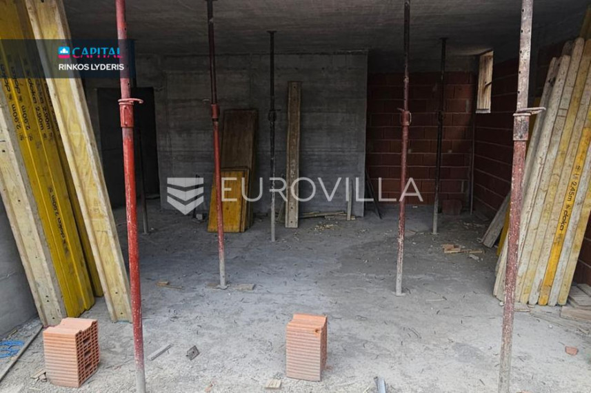 Parduodamas butas Ulica Hrvatskih knezova 39 , 68.10 kv.m ploto, 2 kambariai 5