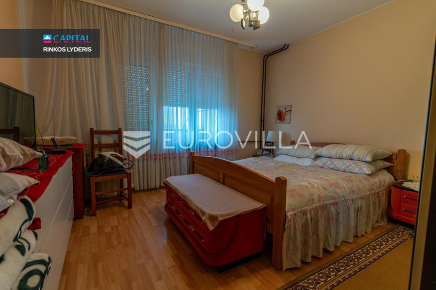 Parduodamas namas Ulica Ivana Filipovića 4 , 184.00 kv.m ploto, 3 Floors 11