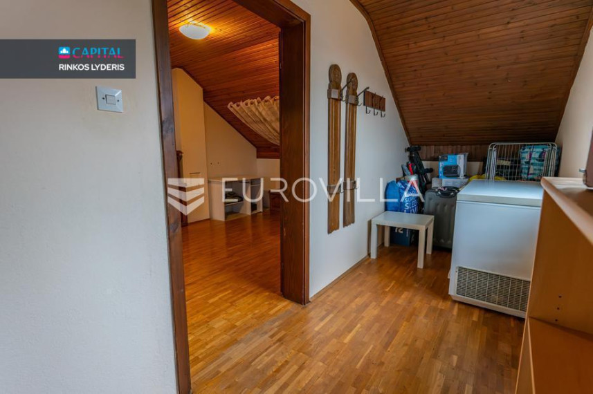 Parduodamas namas Ulica Ivana Filipovića 4 , 184.00 kv.m ploto, 3 Floors 18