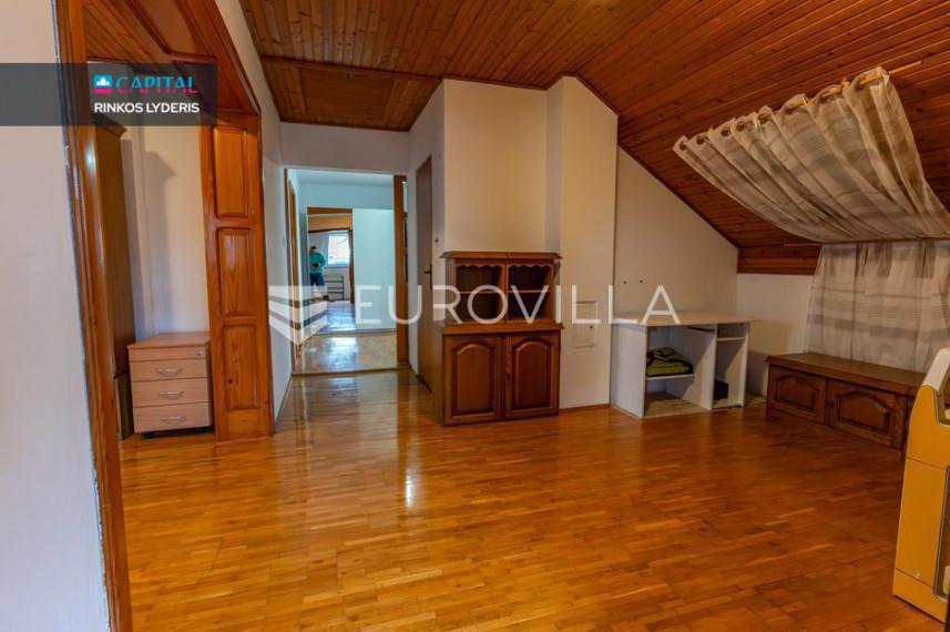 Parduodamas namas Ulica Ivana Filipovića 4 , 184.00 kv.m ploto, 3 Floors 19