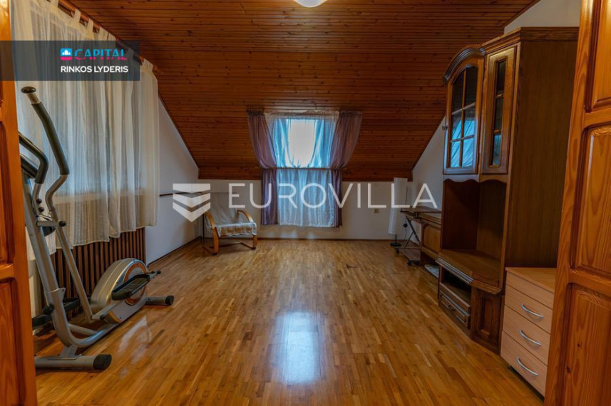 Parduodamas namas Ulica Ivana Filipovića 4 , 184.00 kv.m ploto, 3 Floors 20