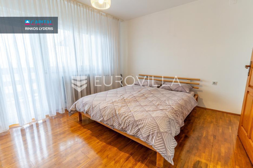 Parduodamas namas Ulica Ivana Filipovića 4 , 184.00 kv.m ploto, 3 Floors 24