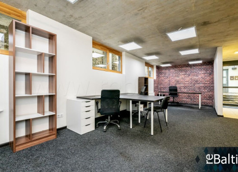 Parduodamos administracinės patalpos Šv. Stepono g., Vilniaus m., Vilniaus m. sav., 90 m2 ploto Parduodamos administracinės patalpos Šv. Stepono g., Vilniaus m., Vilniaus m. sav., 90 m2 ploto