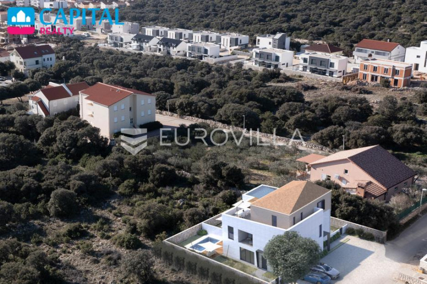 Parduodamas butas Riječka ulica 4 , 104.05 kv.m ploto, 2 kambariai 6