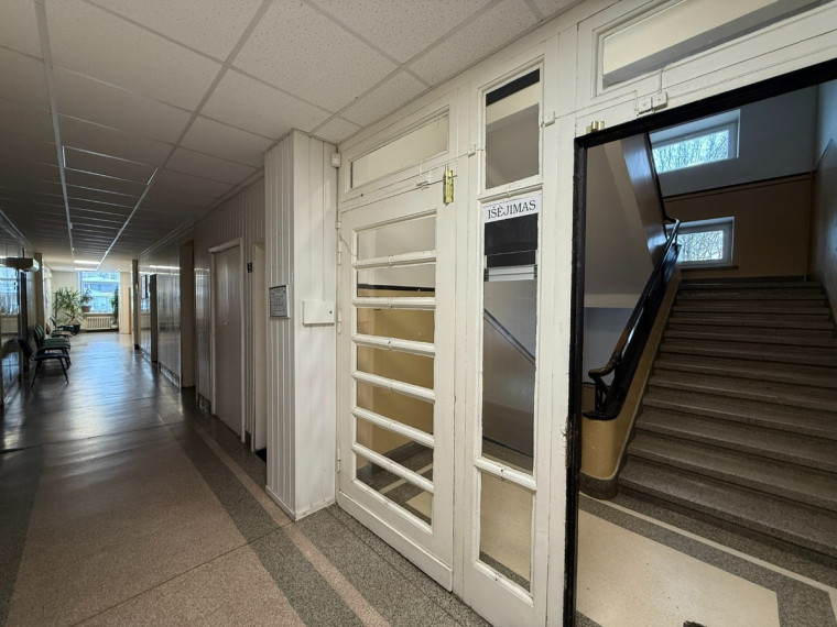 Nuomojamos administracinės, kitos paskirties, paslaugų, prekybos patalpos Kauno m. sav., Kauno m., Žaliakalnis, Aukštaičių g.10, 12.31 m2 ploto 8