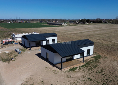 Parduodamas namas Voveriškių k., Šiaulių r. sav., 105.37 m2 ploto, 1 aukštai
