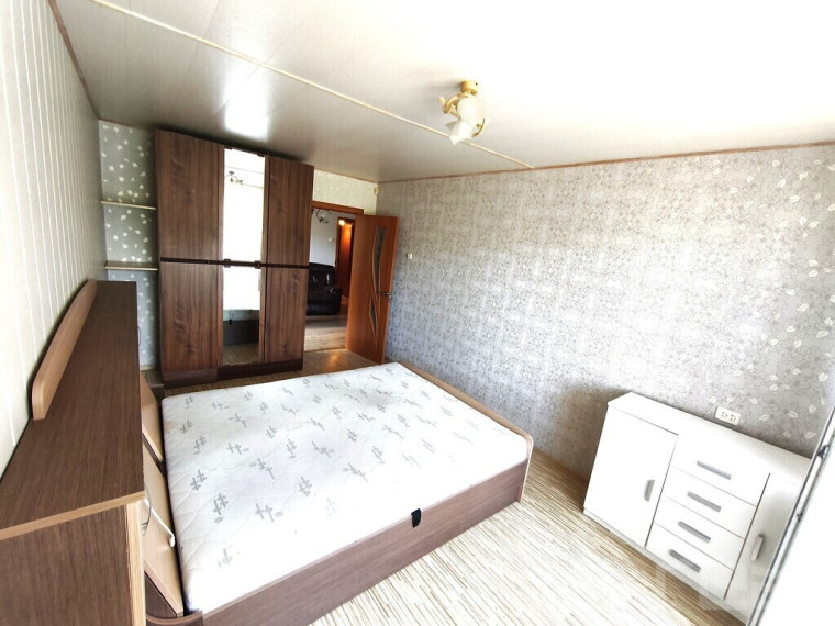 Parduodamas geras, tvarkingas 3 kambarių butas Utenoje, Vaižganto g. 28 6