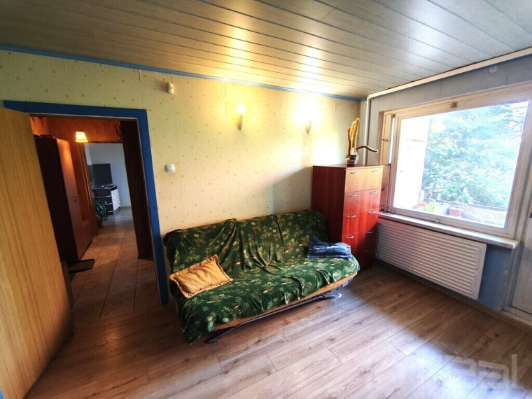 Parduodamas geras, tvarkingas 3 kambarių butas Utenoje, Vaižganto g. 28 8