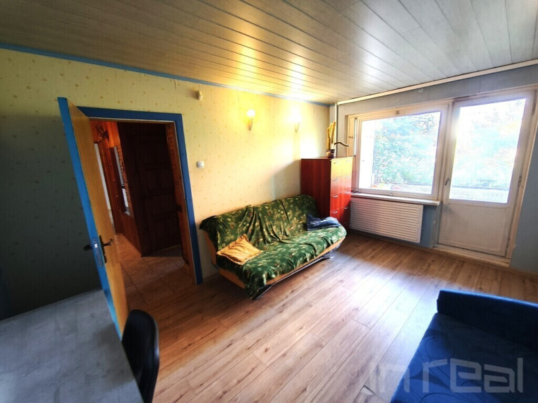 Parduodamas geras, tvarkingas 3 kambarių butas Utenoje, Vaižganto g. 28 10