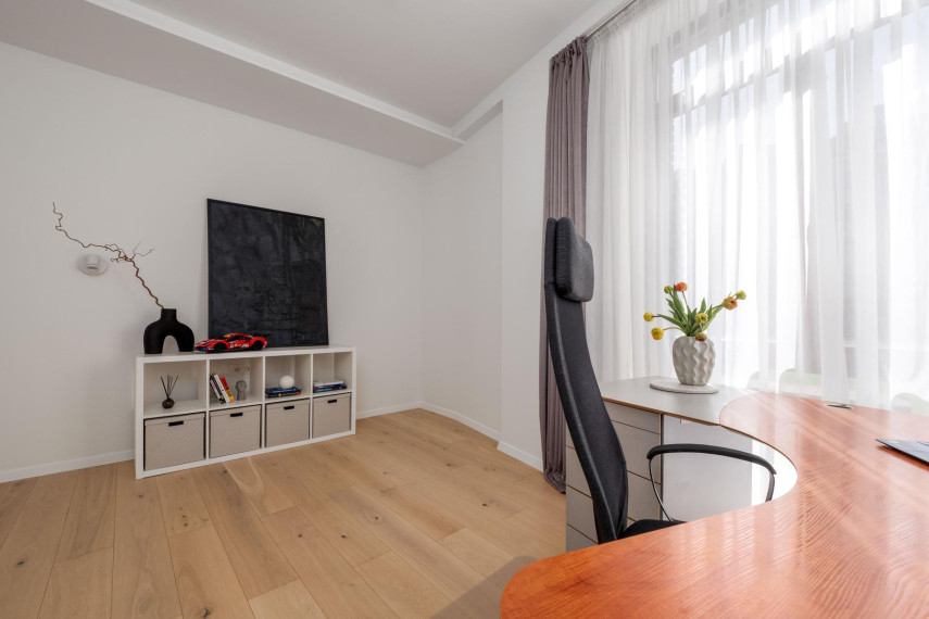 Parduodamas butas Šaltinių g., Senamiestis, Vilniaus m., Vilniaus m. sav., 77.16 m² ploto 3 kambariai 23