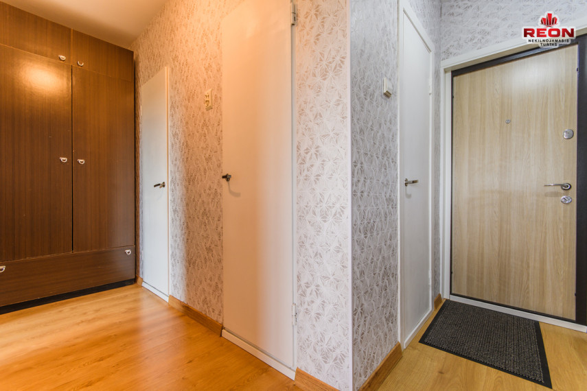 Nuomojamas butas Gedvydžių g., Fabijoniškės, Vilniaus m., Vilniaus m. sav., 35 m2 ploto, 1 kambariai 10