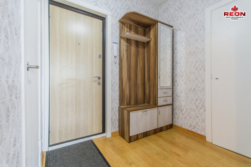 Nuomojamas butas Gedvydžių g., Fabijoniškės, Vilniaus m., Vilniaus m. sav., 35 m2 ploto, 1 kambariai 15