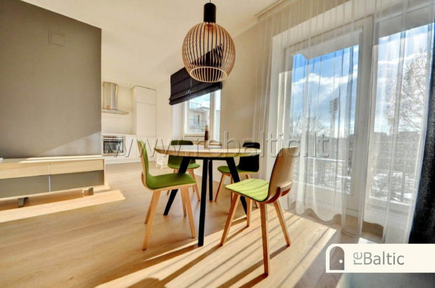 Nuomojamas butas Šeimyniškių g., Vilniaus m., Vilniaus m. sav., 61 m2 ploto, 2 kambariai 3