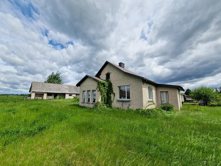 Parduodamas namas Žaugėdų k., Molėtų r. sav., 81 m² ploto 3 kambariai 3