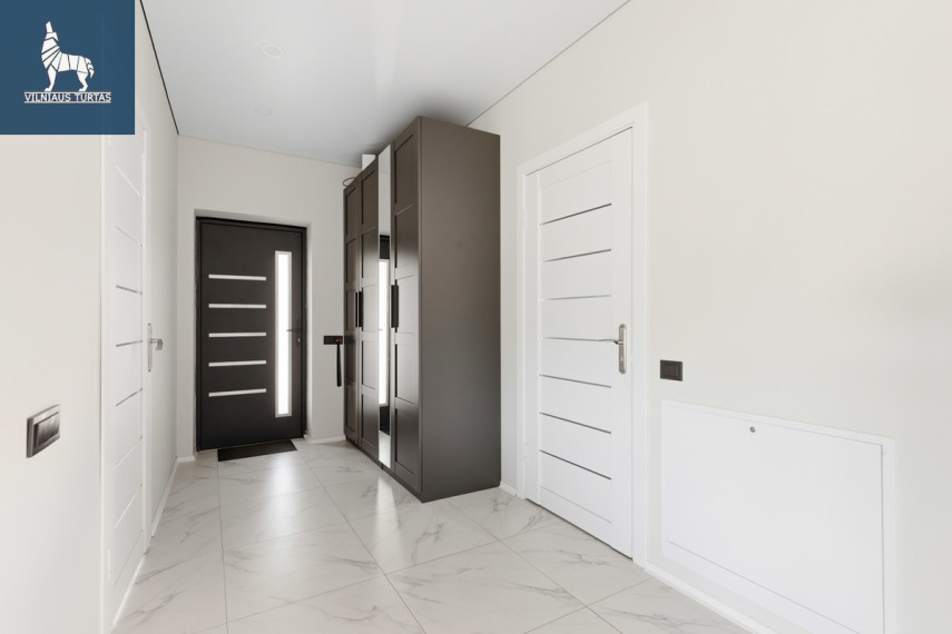 Parduodamas namas Vilniaus r. sav., Brinkiškių k., Žalumos 27-oji, 52.64 m2 ploto, 1 aukštai 14