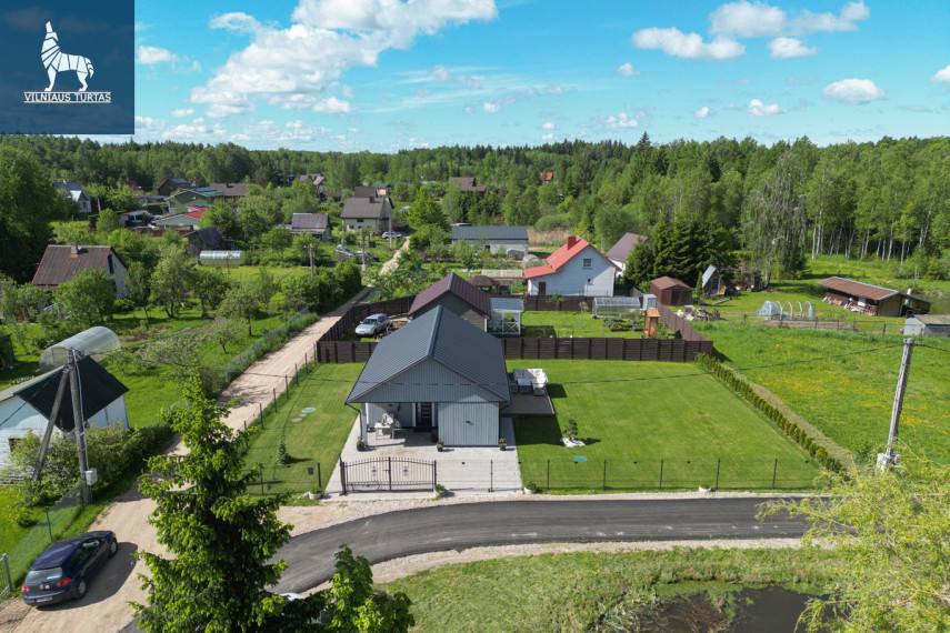 Parduodamas namas Vilniaus r. sav., Brinkiškių k., Žalumos 27-oji, 52.64 m2 ploto, 1 aukštai 15